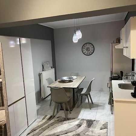 Central Modern Apartment 볼로스 외부 사진
