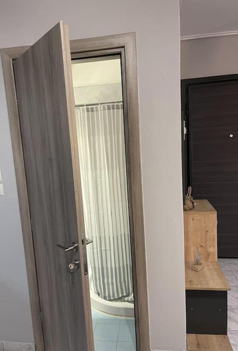 Central Modern Apartment 볼로스 외부 사진